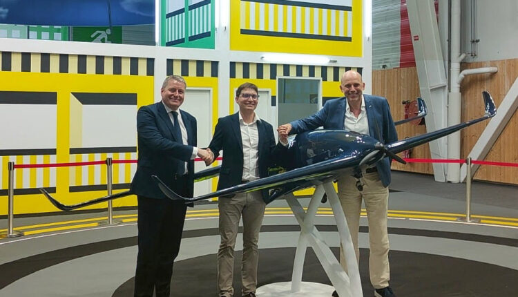 Photo of Ascendance Flight Technologies and Solvay representatives at the signing event. At the 2023 Paris Air Show, Solvay and Ascendance Flight Technologies have signed a partnership to collaborate in the development of innovative material and aerospace technologies for enhancing the safety, efficiency and sustainability of future aircraft. From left: Gerald Perrin, Solvay EMEA Business Manager; Jean-Christophe Lambert, CEO of Ascendance Flight Technologies and Stéphane Viala, Director of Engineering & Program at Ascendance Flight Technologies.